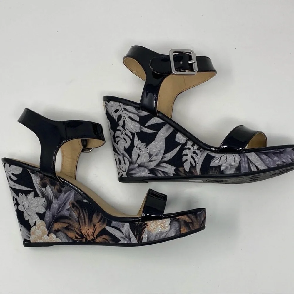 CL by Laundry Infinity Black Patent Floral Platform Wedge Sandals Size 9.5